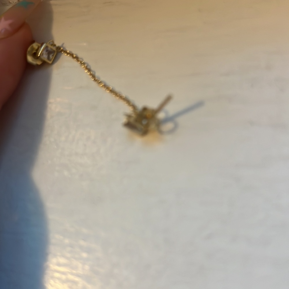 Chain Connected Earring - image 3